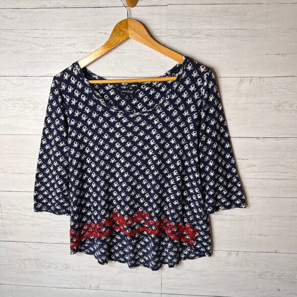 Lucky Brand Top Womens Size Medium Blue & White Geometric with Red Embroidery - Picture 3 of 16